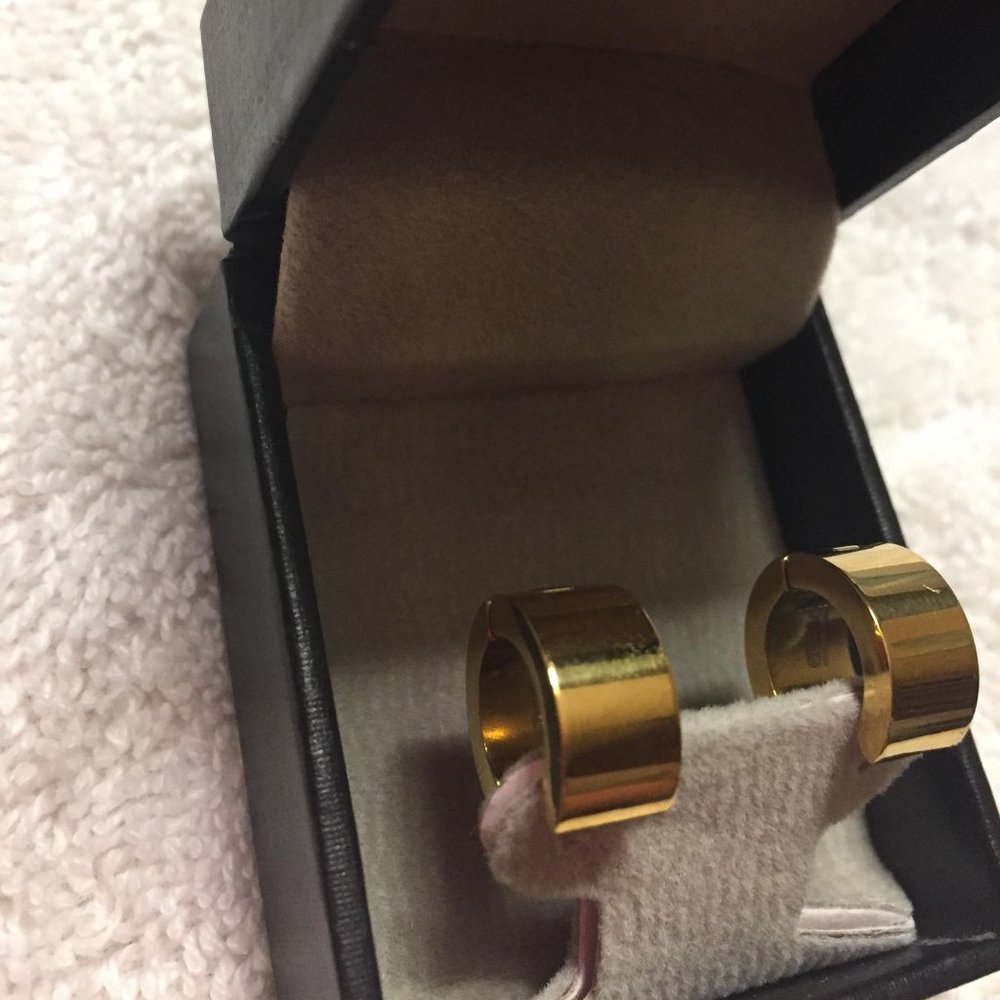 Edforce Stainless Steel Gold Hoop Earrings - Picture 3 of 16